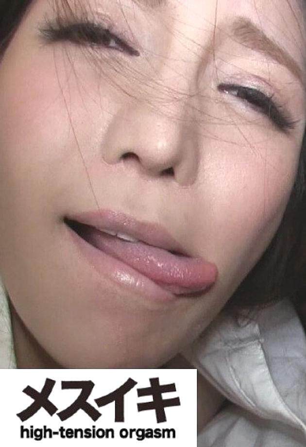 ZZZM-221 Sampul DVD
